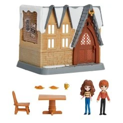 SPIN MASTER Wizarding World Harry Potter - Three Broomsticks (Drei Besen) Spielset...